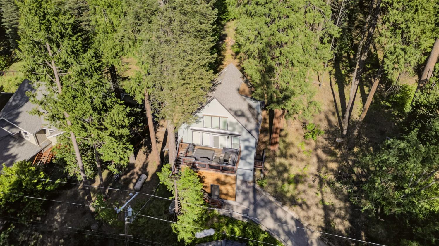 22437 Robin Hood, Tuolumne, CA 95383