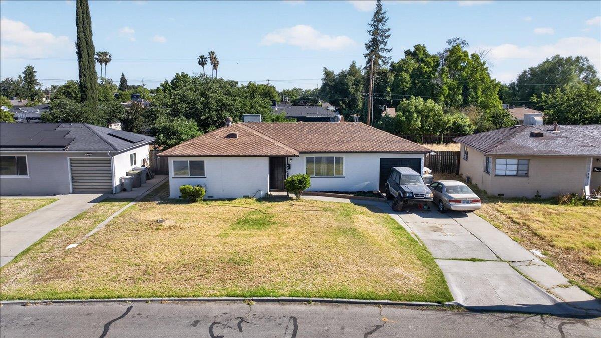 4737 E Cornell Ave, Fresno, CA 93703