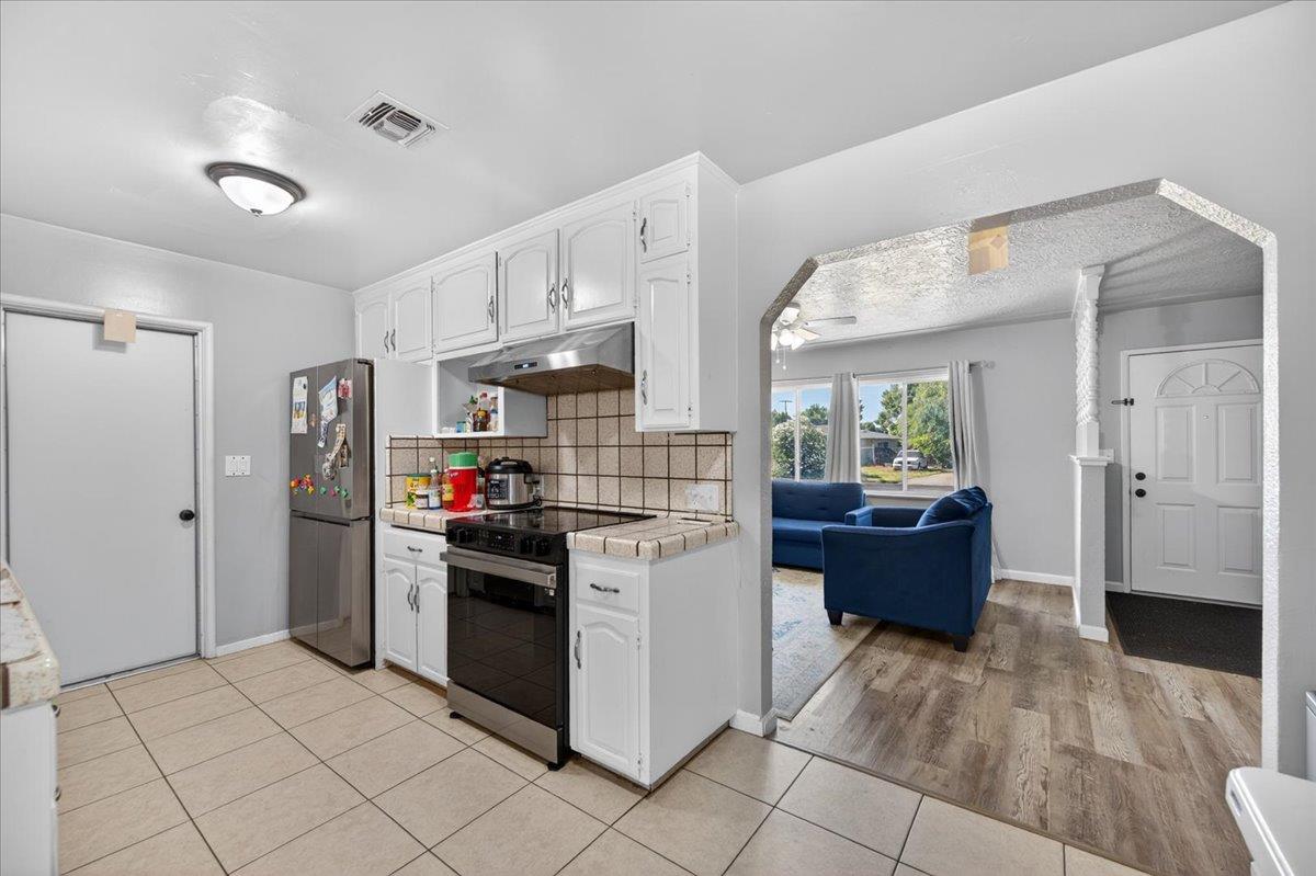 4737 E Cornell Ave, Fresno, CA 93703