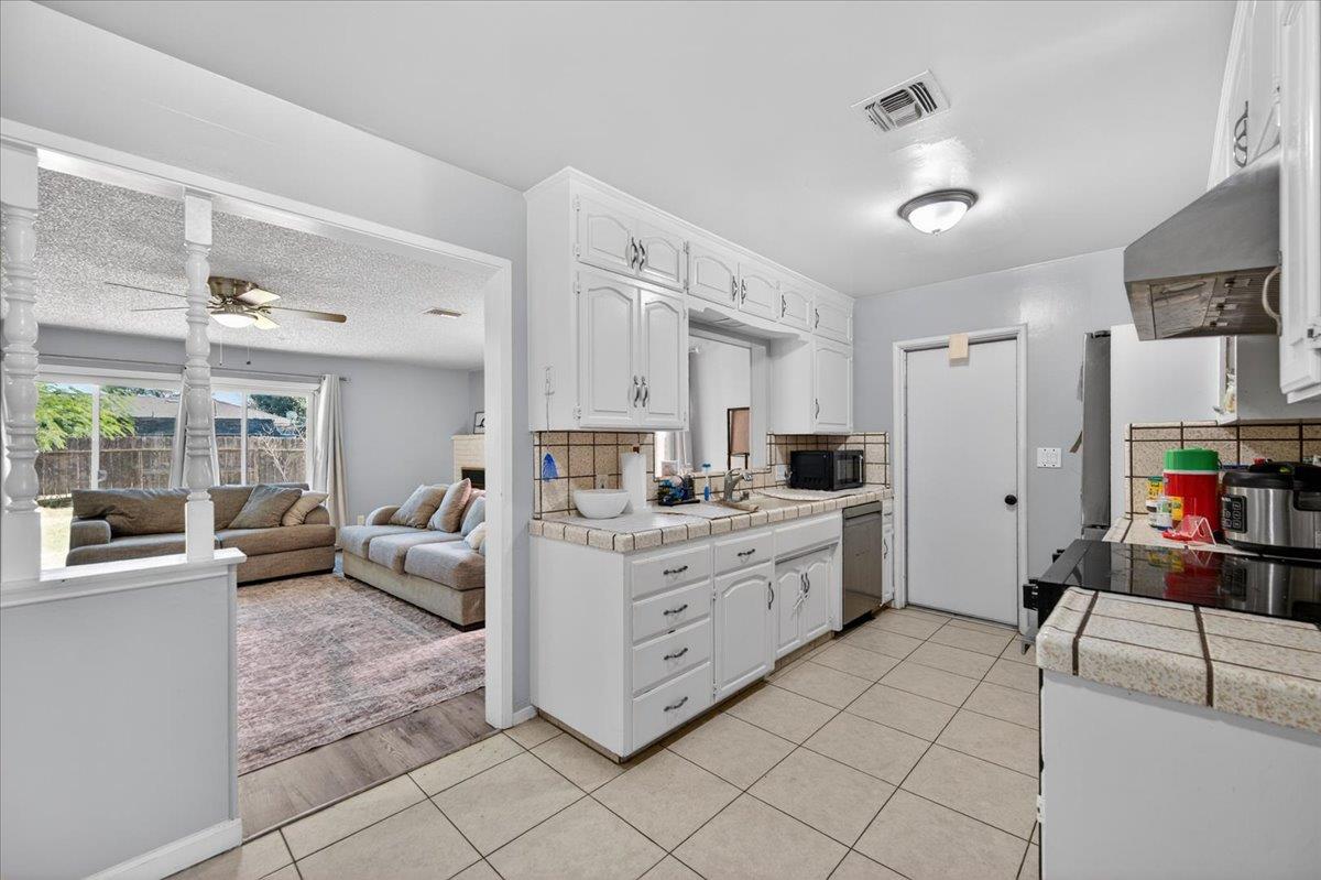 4737 E Cornell Ave, Fresno, CA 93703