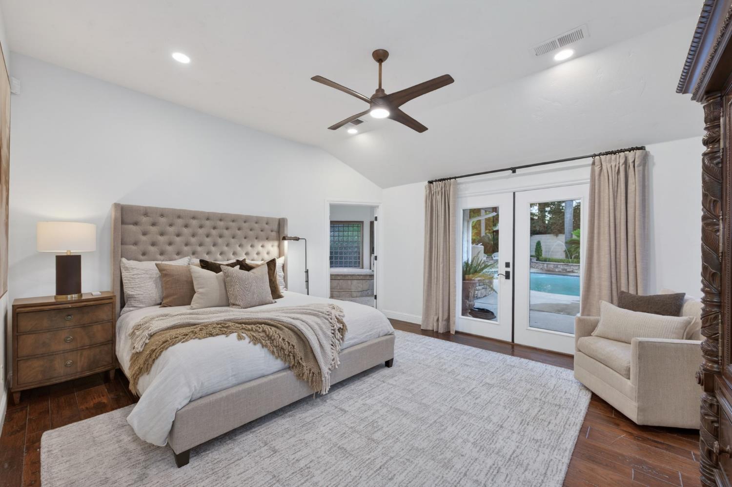 601 Decatur Ave, Clovis, CA 93611