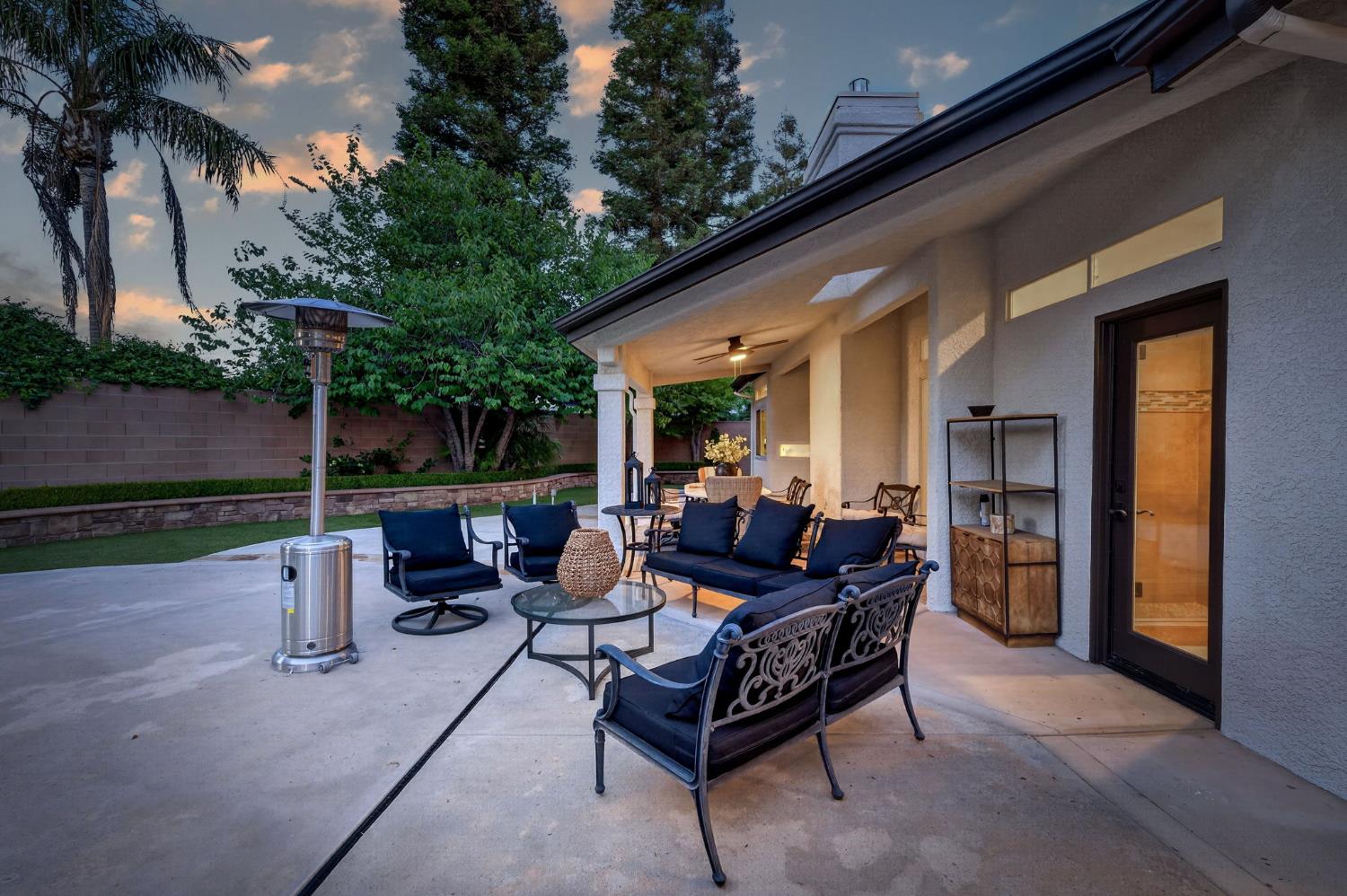 601 Decatur Ave, Clovis, CA 93611