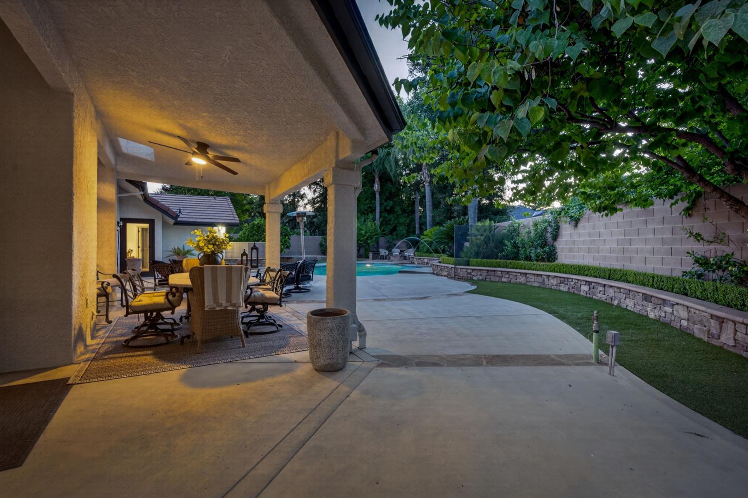 601 Decatur Ave, Clovis, CA 93611