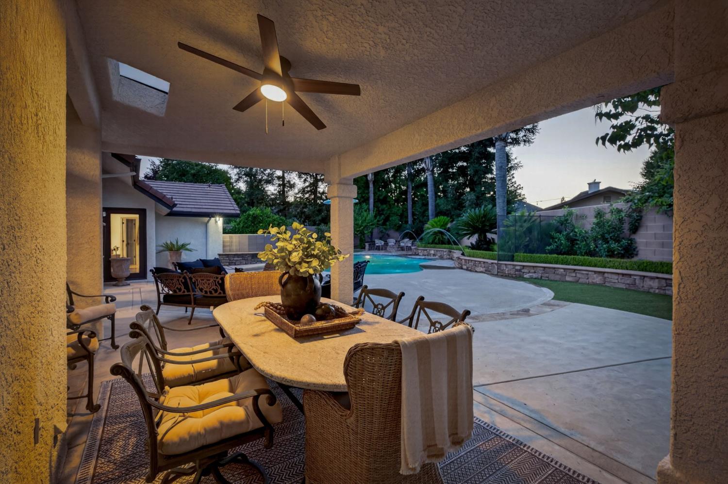 601 Decatur Ave, Clovis, CA 93611