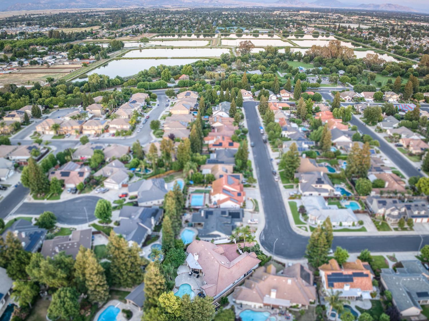 601 Decatur Ave, Clovis, CA 93611