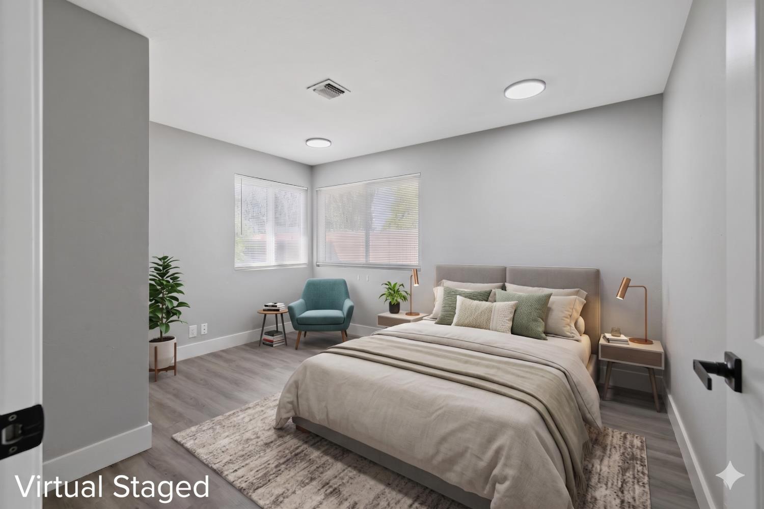 2424 W Fairview Ct, Visalia, CA 93277