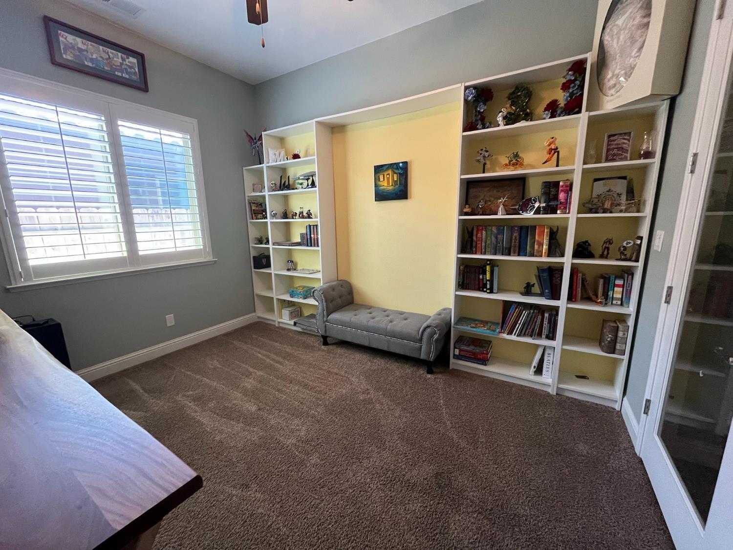 2434 S Claremont Ave, Fresno, CA 93727