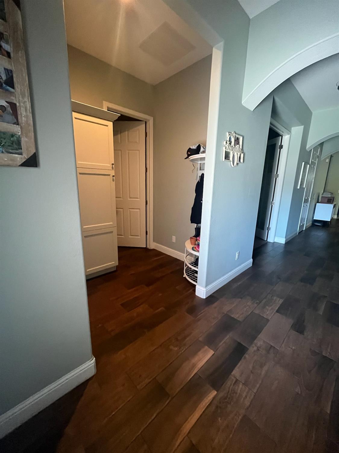 2434 S Claremont Ave, Fresno, CA 93727