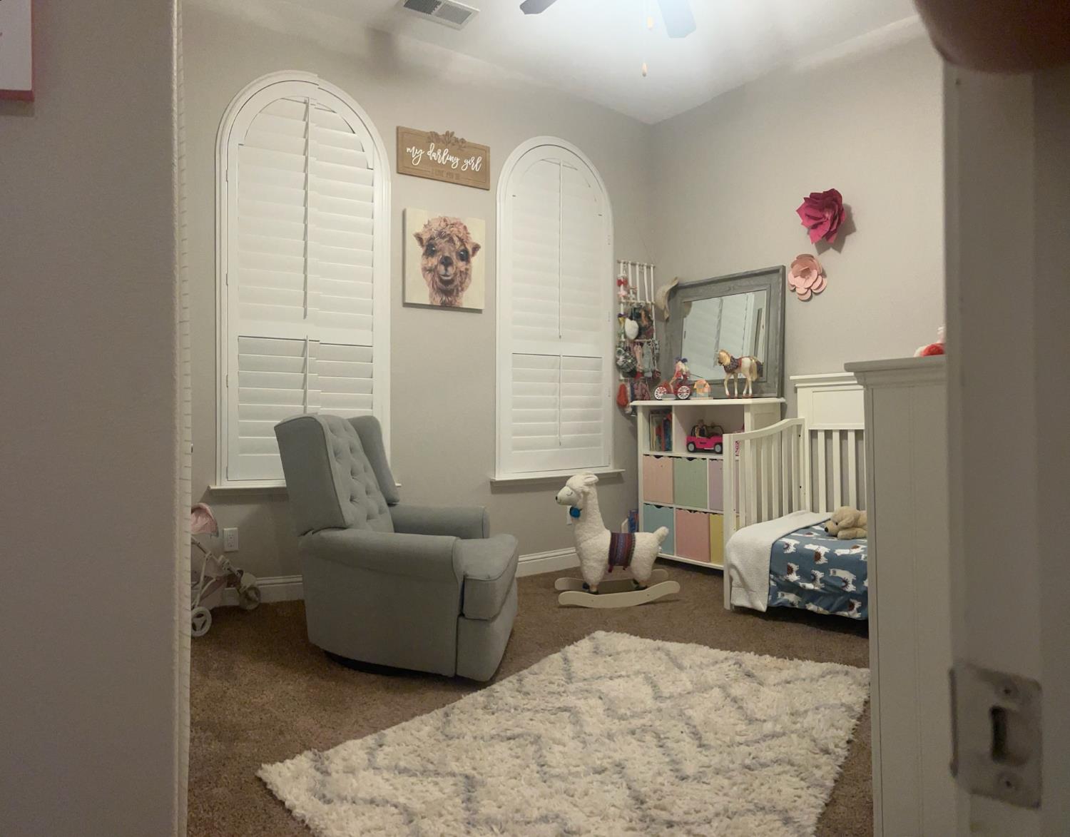 2434 S Claremont Ave, Fresno, CA 93727