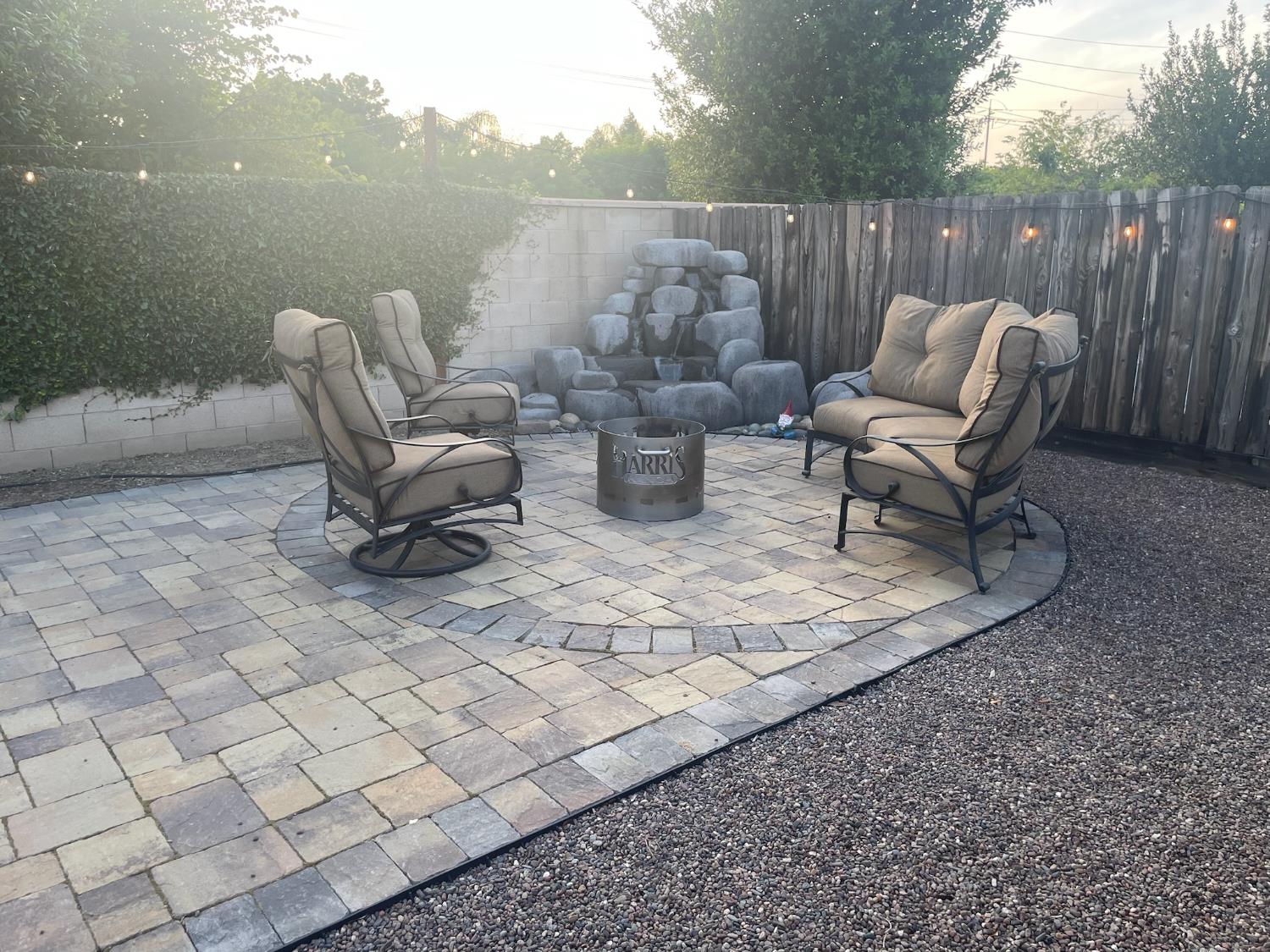 2434 S Claremont Ave, Fresno, CA 93727