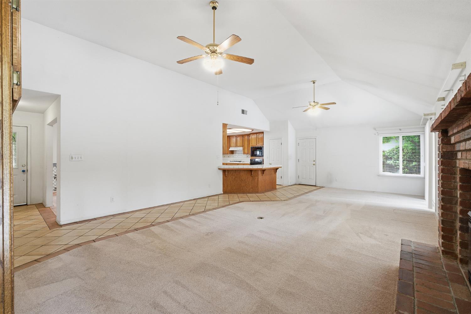 1710 S Homsy Ave, Fresno, CA 93727