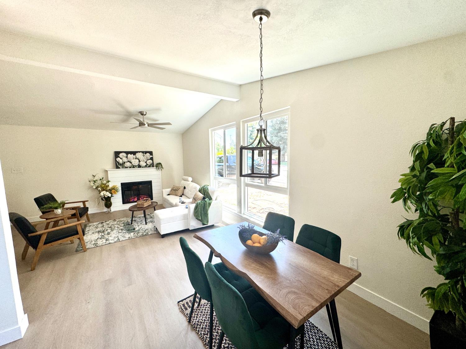 4777 E Butler Ave, Fresno, CA 93702