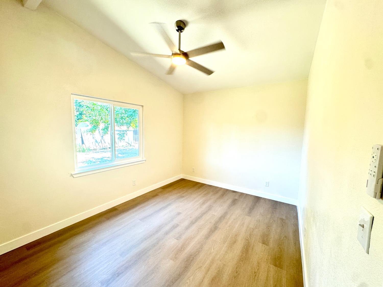 4777 E Butler Ave, Fresno, CA 93702
