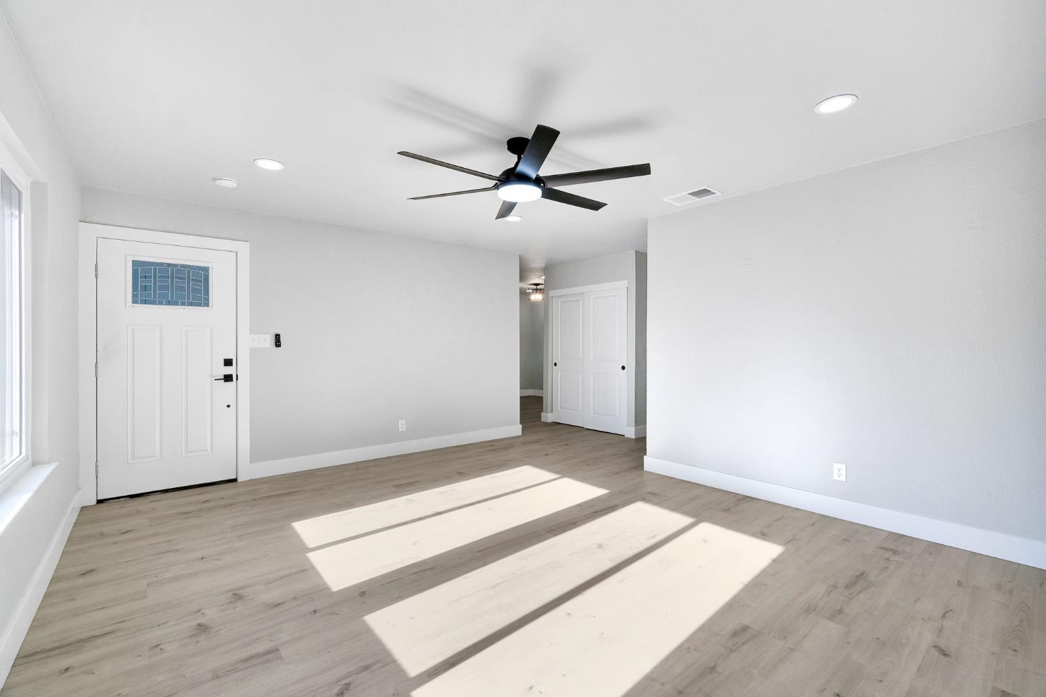 4847 N Delbert Ave, Fresno, CA 93722