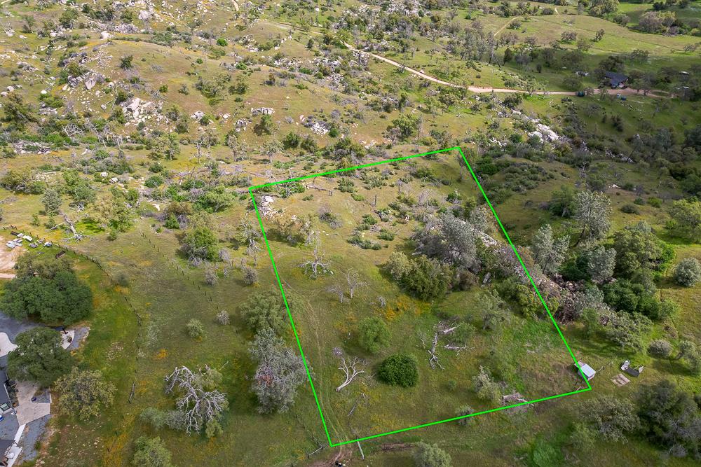 9 Pennyroyal, Prather, CA 93651