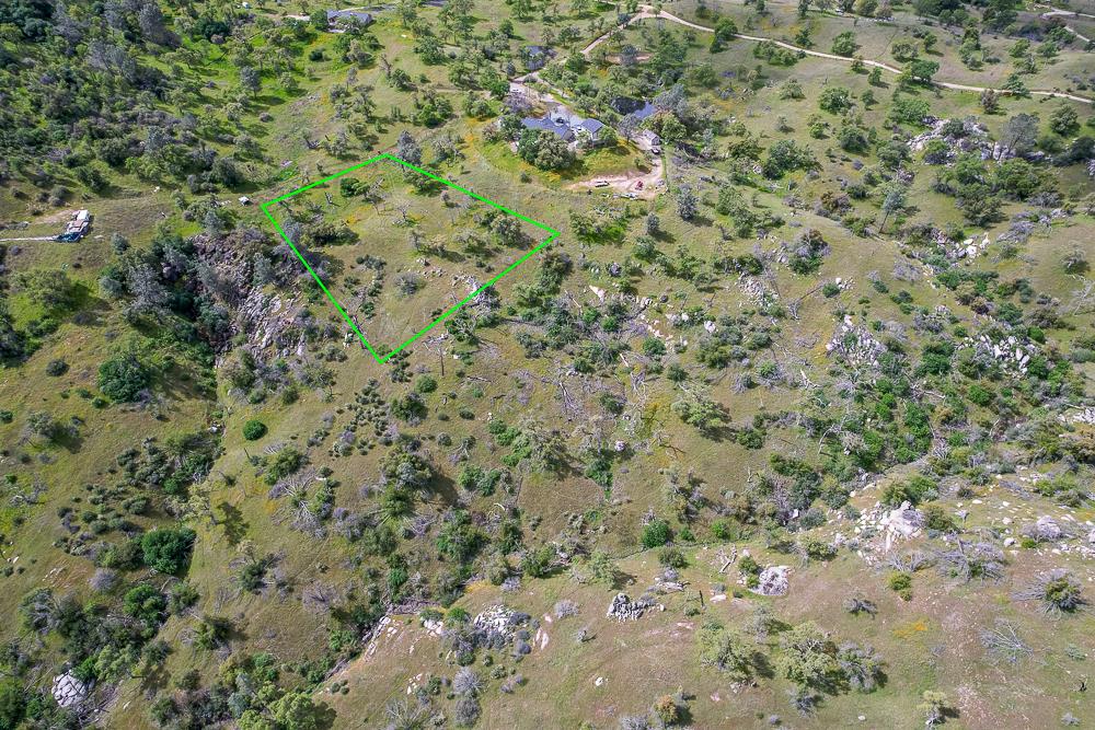 9 Pennyroyal, Prather, CA 93651