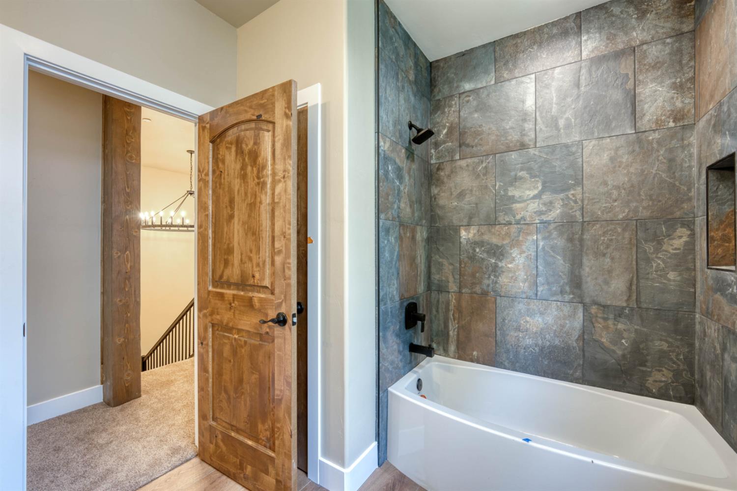 39484 Crest Point Ln, Shaver Lake, CA 93664