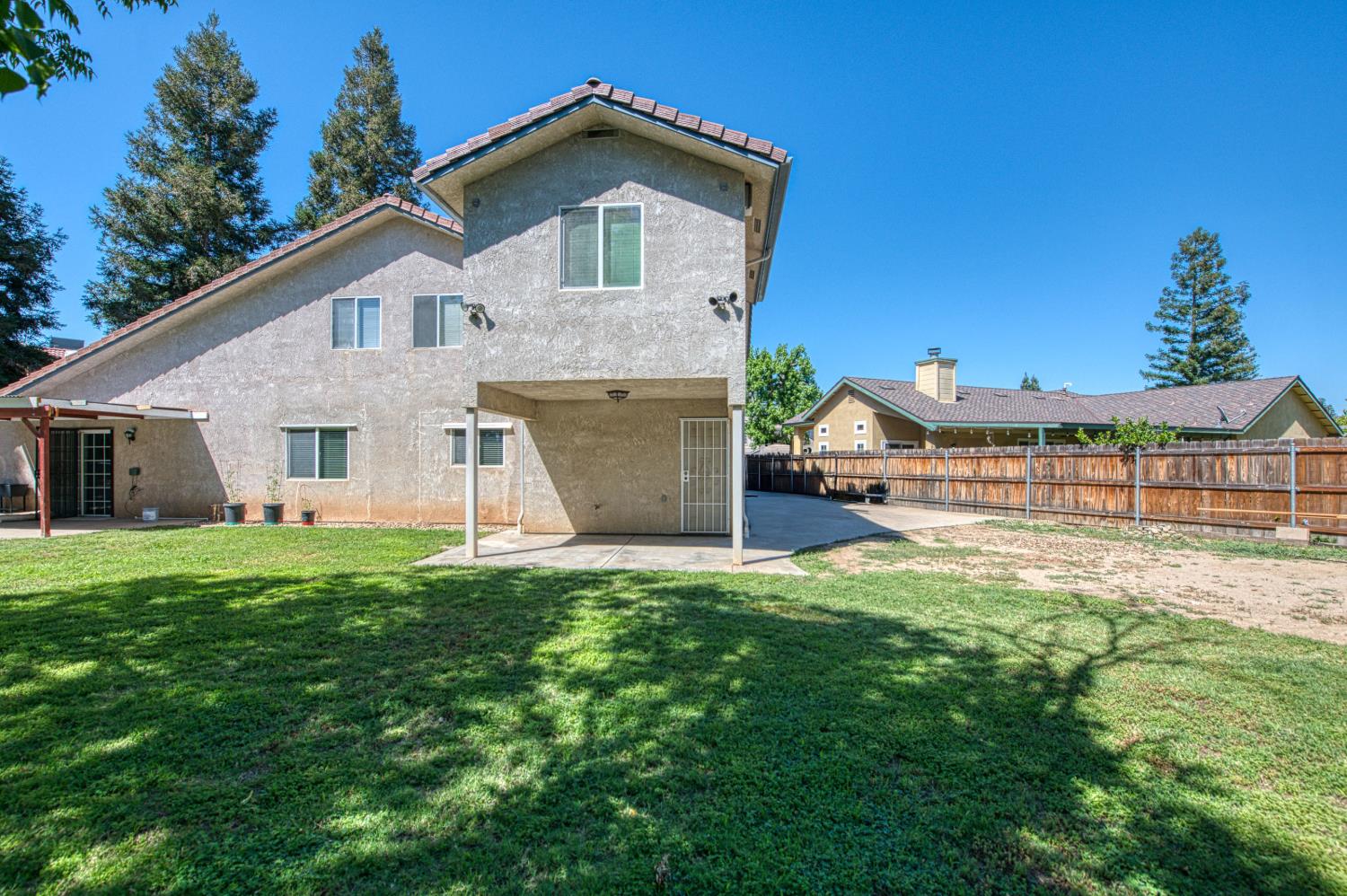 802 N Stanford Ave, Clovis, CA 93611