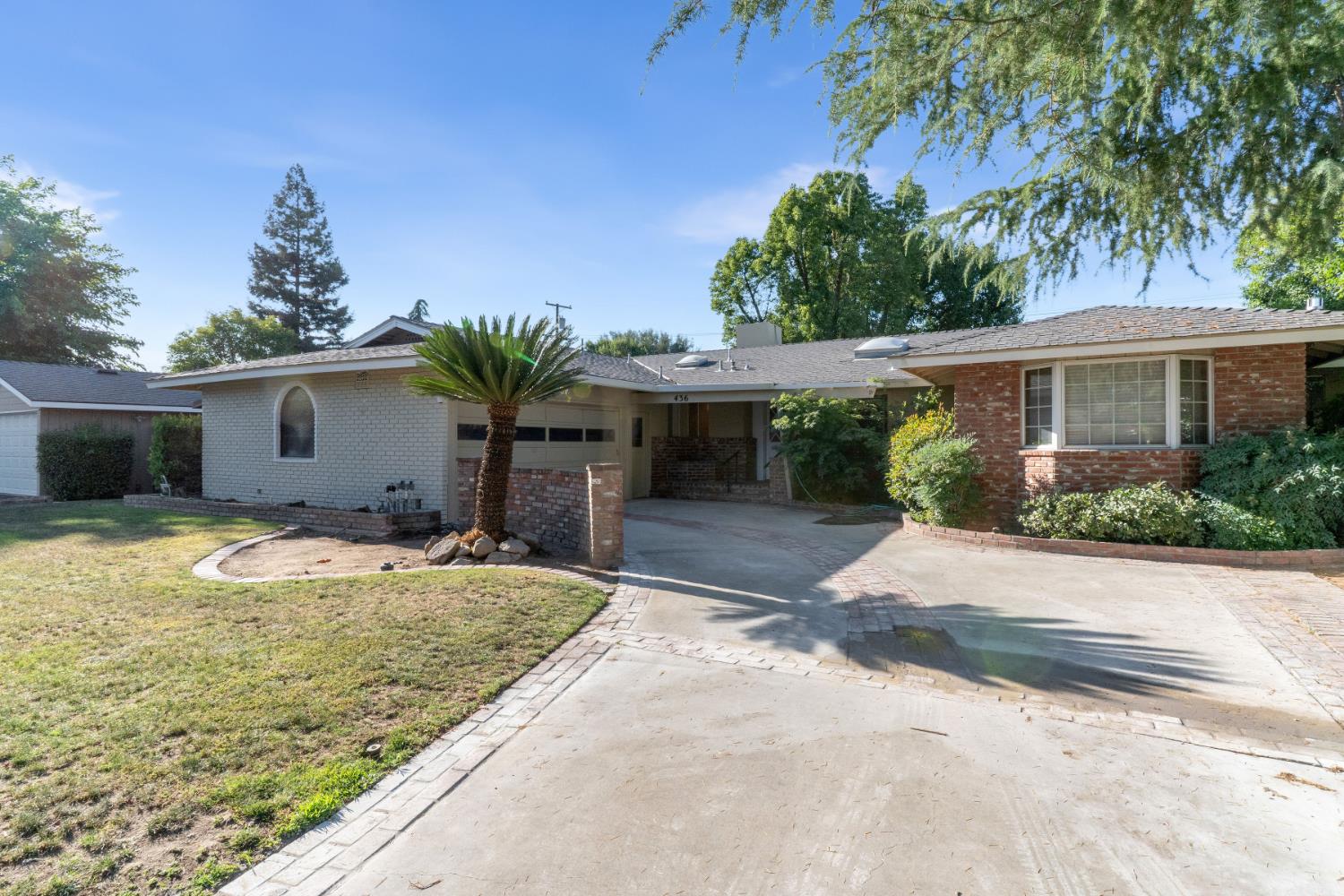 436 W Twain Ave, Fresno, CA 93704