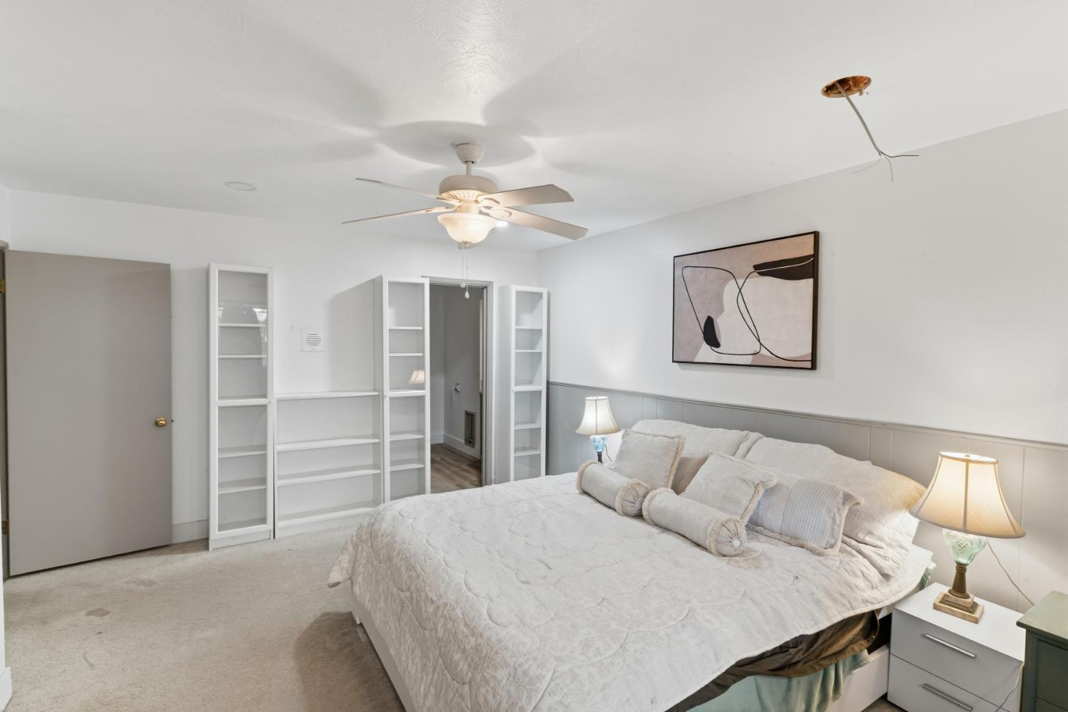 436 W Twain Ave, Fresno, CA 93704