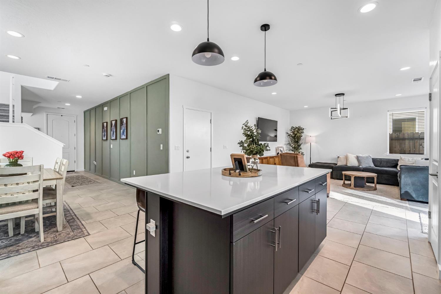 367 Talus Way S, Madera, CA 93636