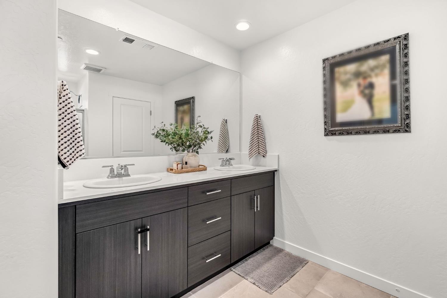 367 Talus Way S, Madera, CA 93636