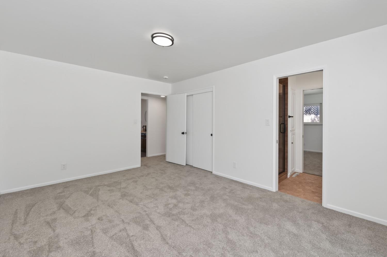 1326 W Escalon Ave, Fresno, CA 93711