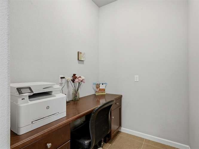 899 Blackwood Ave, Clovis, CA 93619