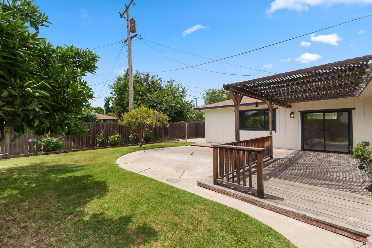 2720 E Pico Ave, Fresno, CA 93726