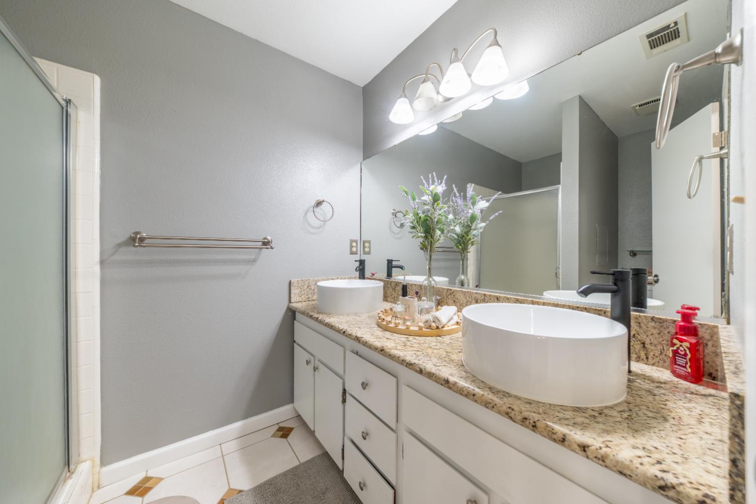 4975 E Butler Ave #116, Fresno, CA 93727