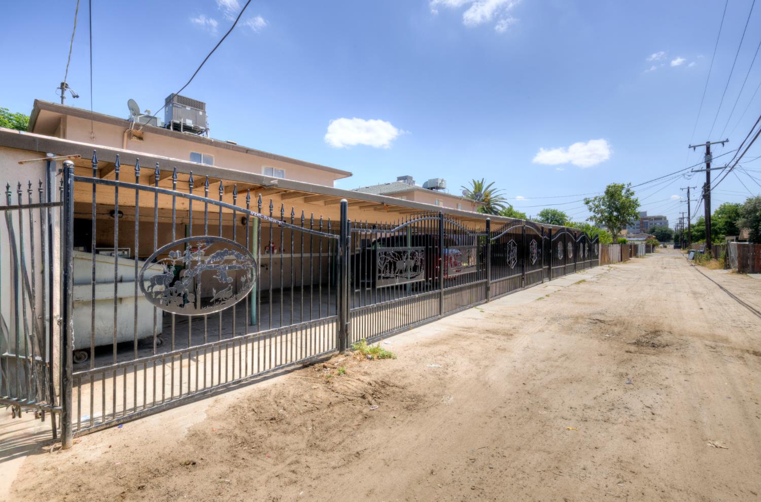 435 N Valeria St, Fresno, CA 93701