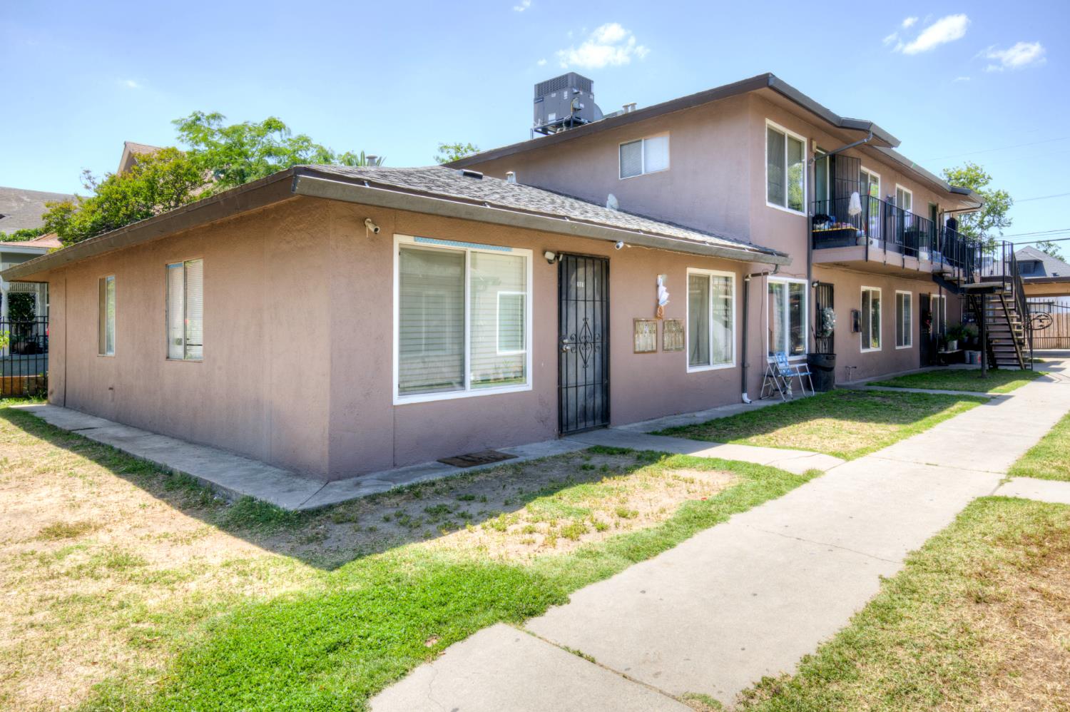 435 N Valeria St, Fresno, CA 93701
