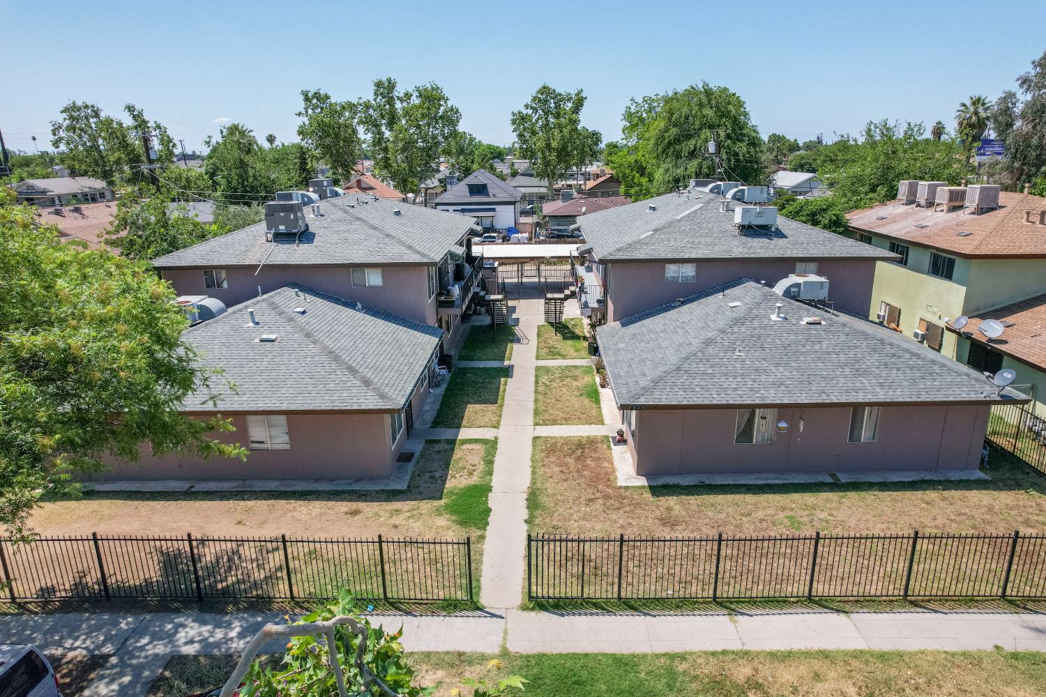 435 N Valeria St, Fresno, CA 93701
