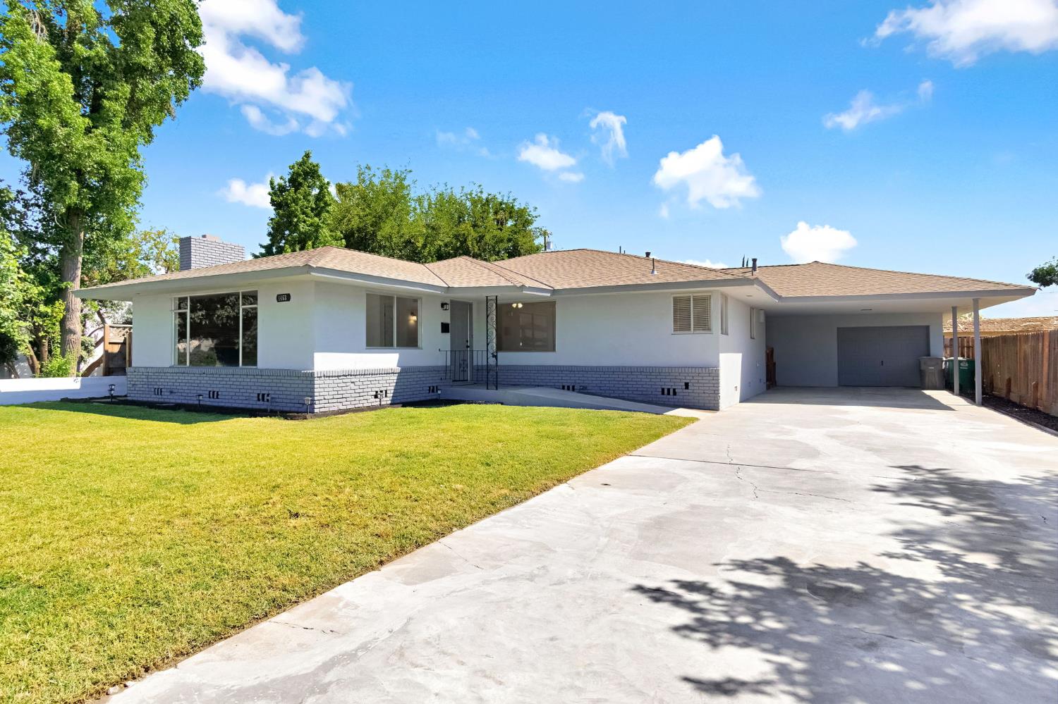 1463 P St, Firebaugh, CA 93622