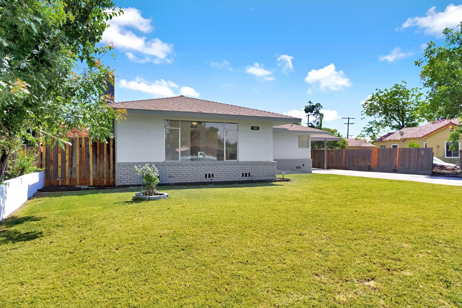 1463 P St, Firebaugh, CA 93622