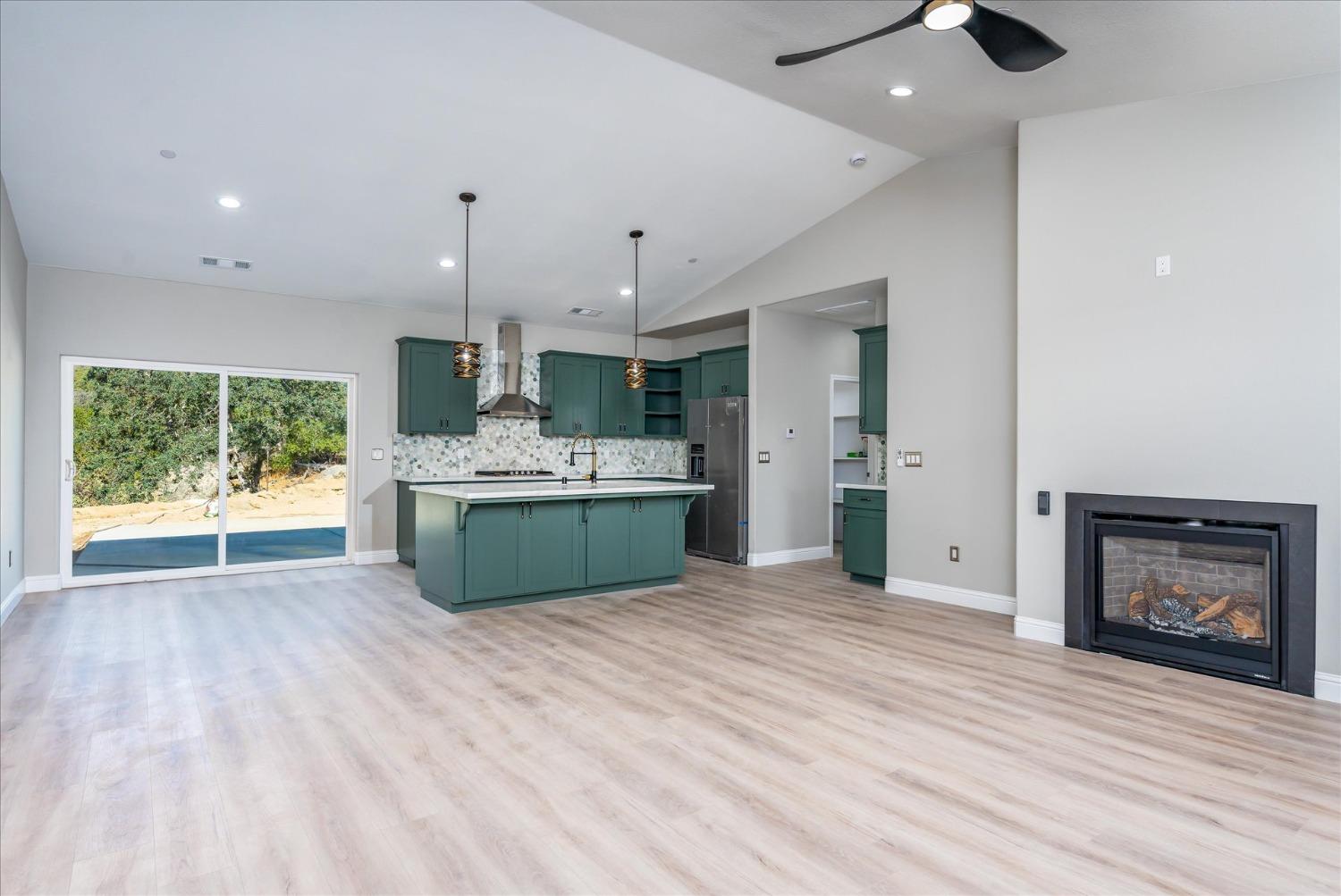 32622 Person Ct, Coarsegold, CA 93614