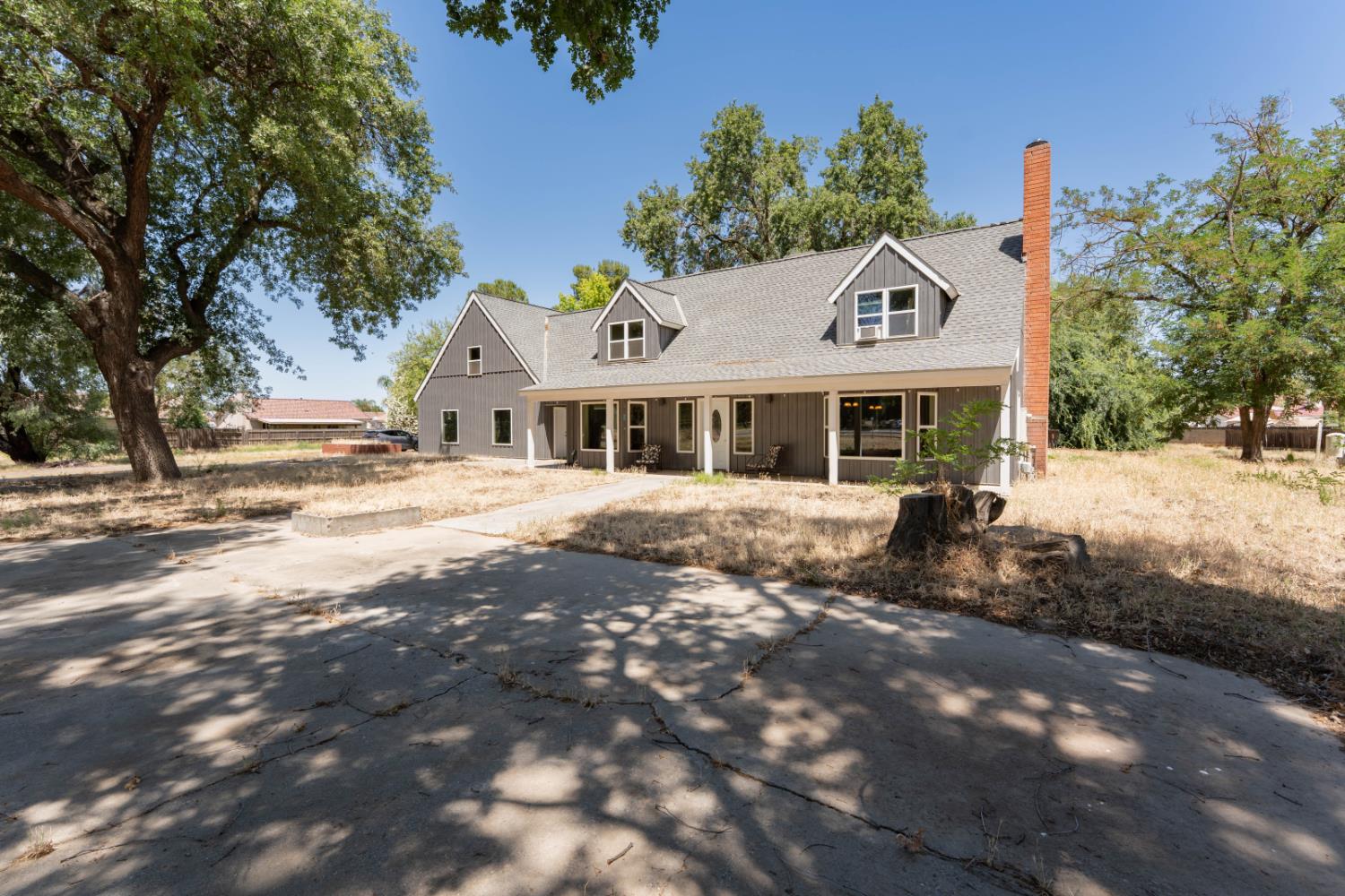 1150 E Hanford Armona Rd, Lemoore, CA 93245