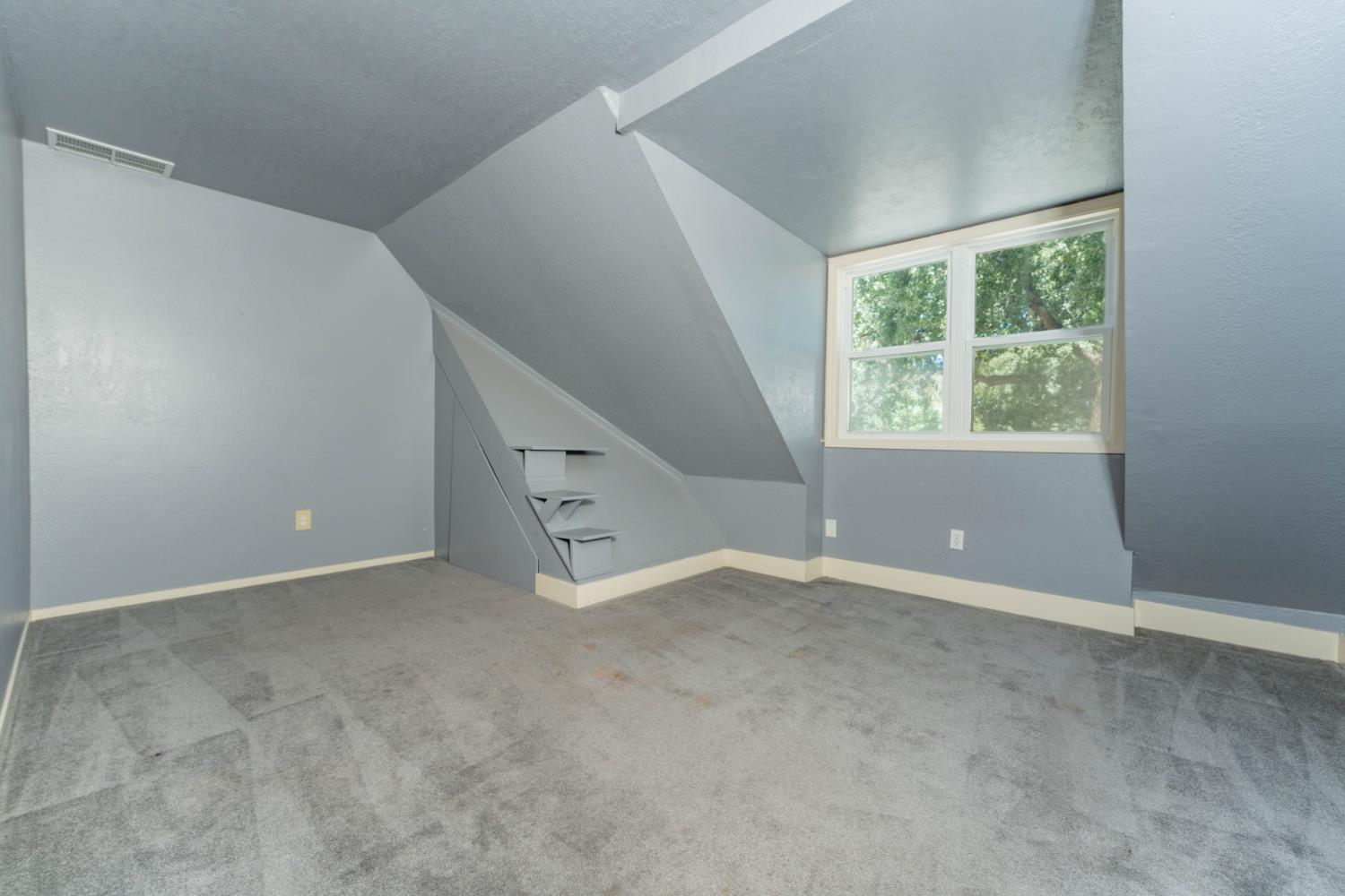 1150 E Hanford Armona Rd, Lemoore, CA 93245