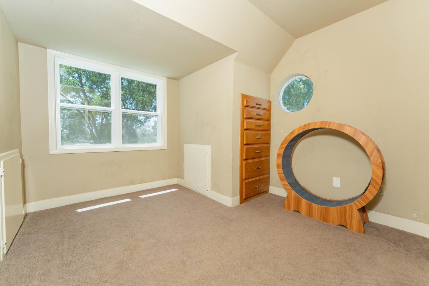 1150 E Hanford Armona Rd, Lemoore, CA 93245
