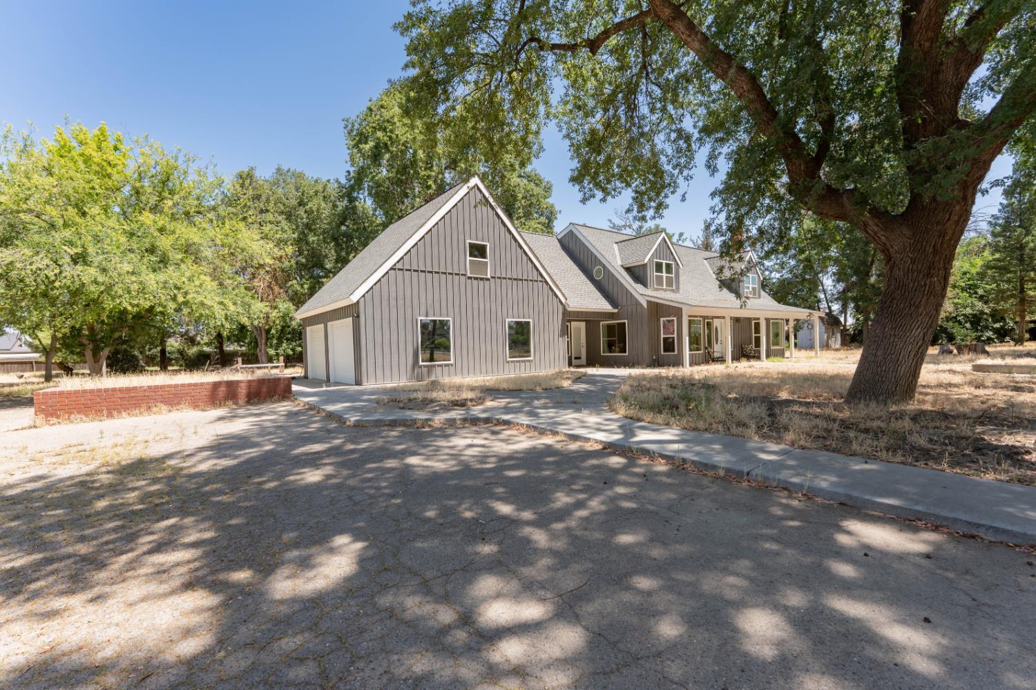 1150 E Hanford Armona Rd, Lemoore, CA 93245