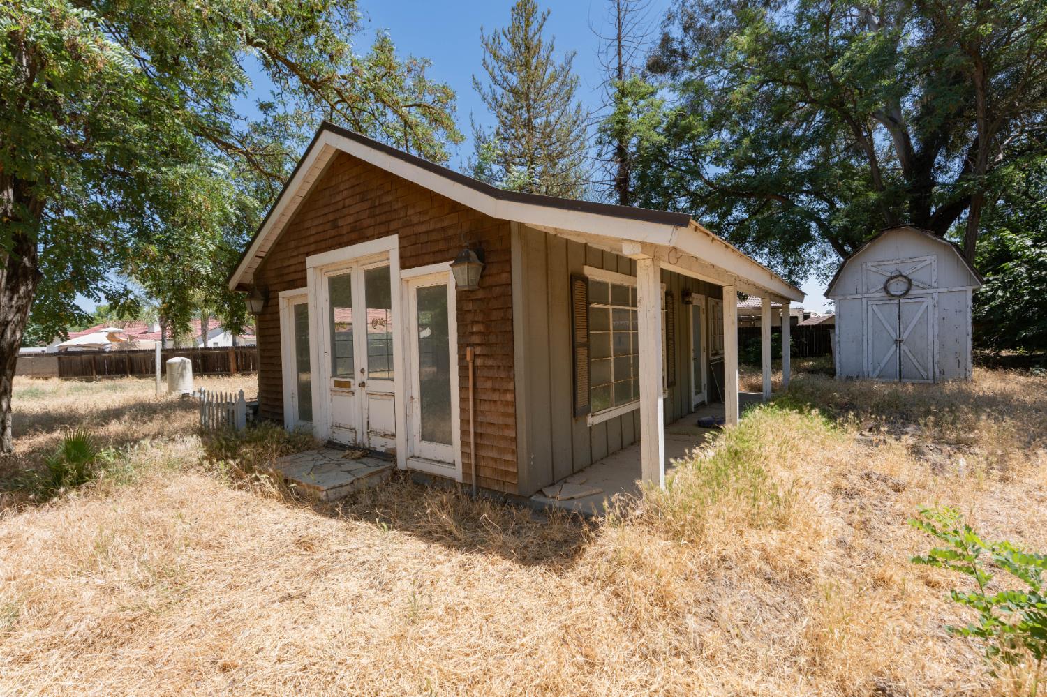 1150 E Hanford Armona Rd, Lemoore, CA 93245