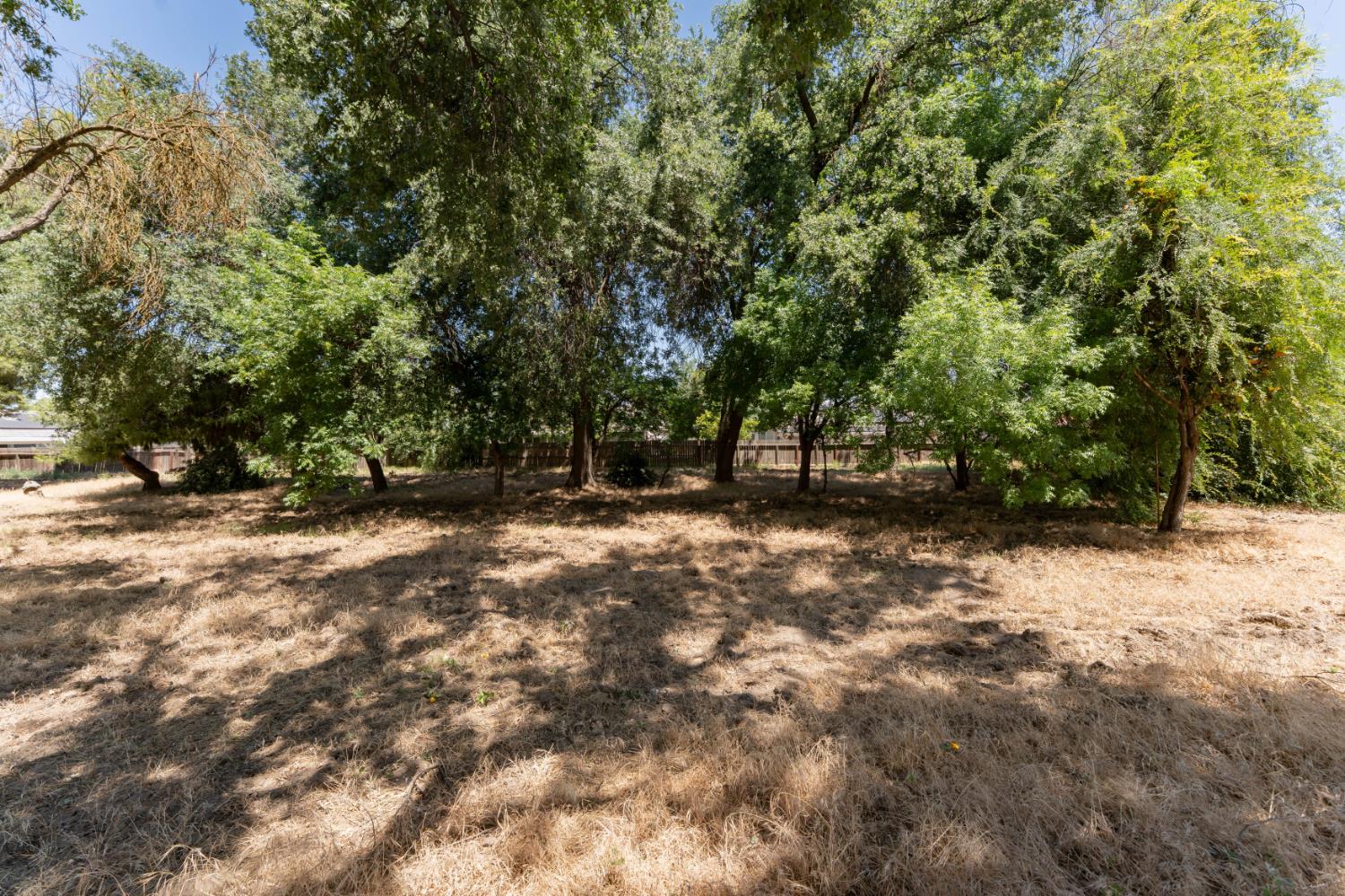 1150 E Hanford Armona Rd, Lemoore, CA 93245