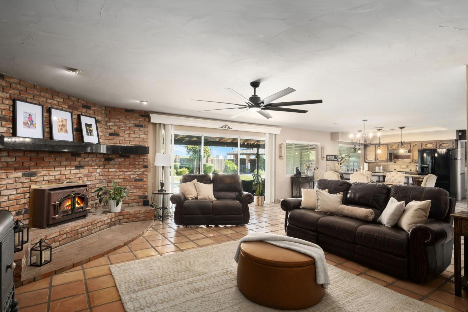 11378 E Dinuba, Selma, CA 93662