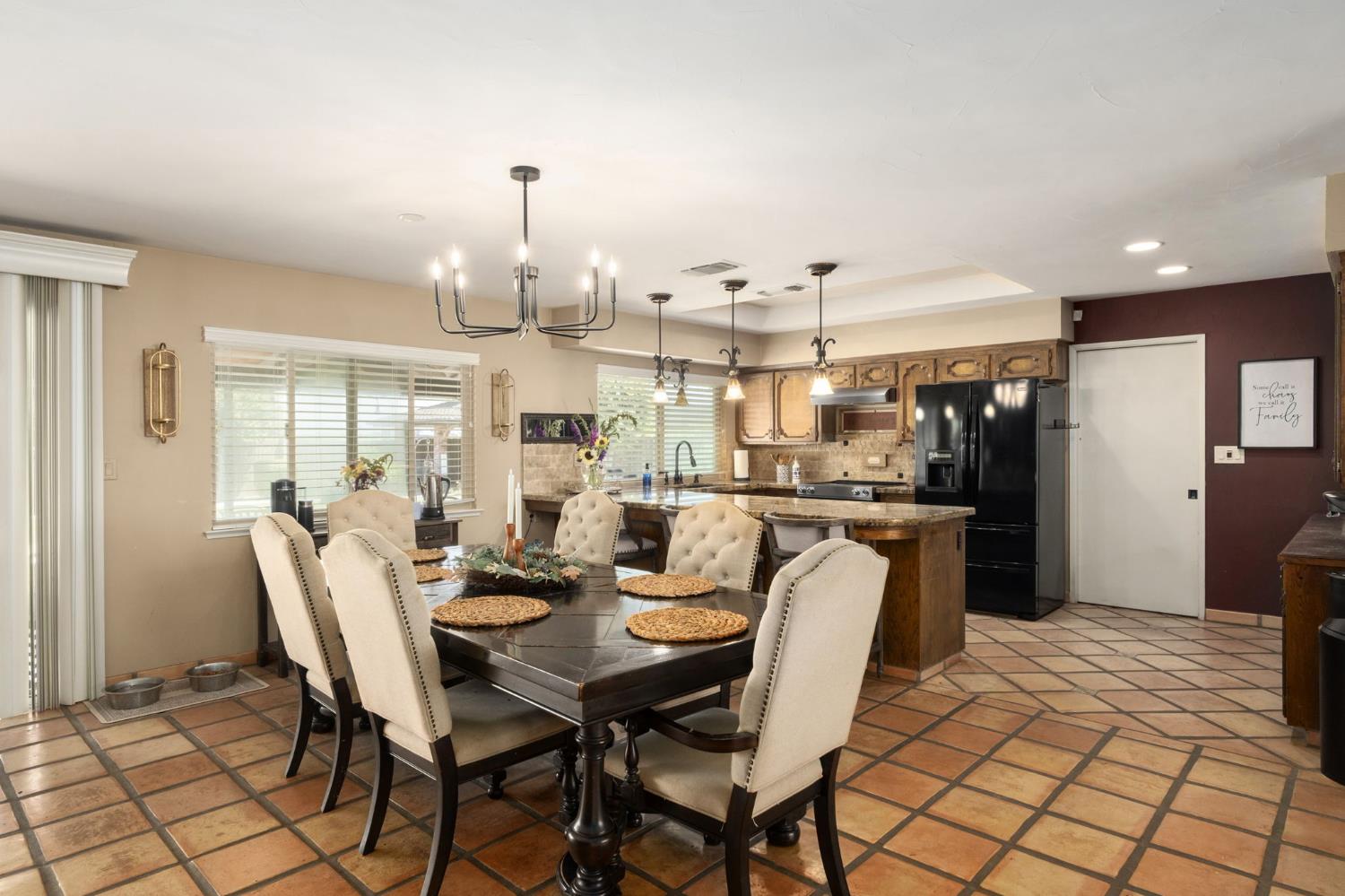 11378 E Dinuba, Selma, CA 93662