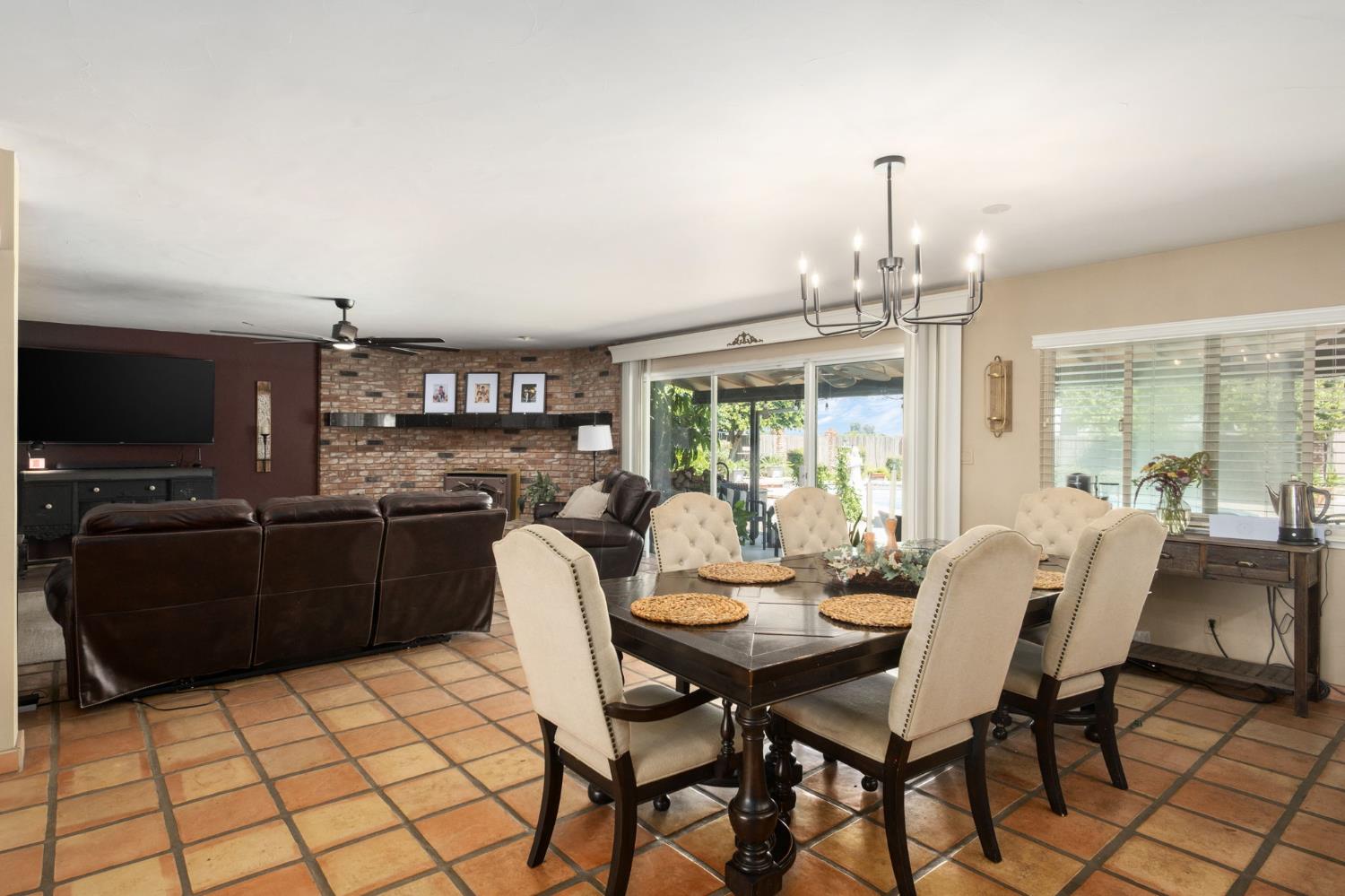 11378 E Dinuba, Selma, CA 93662