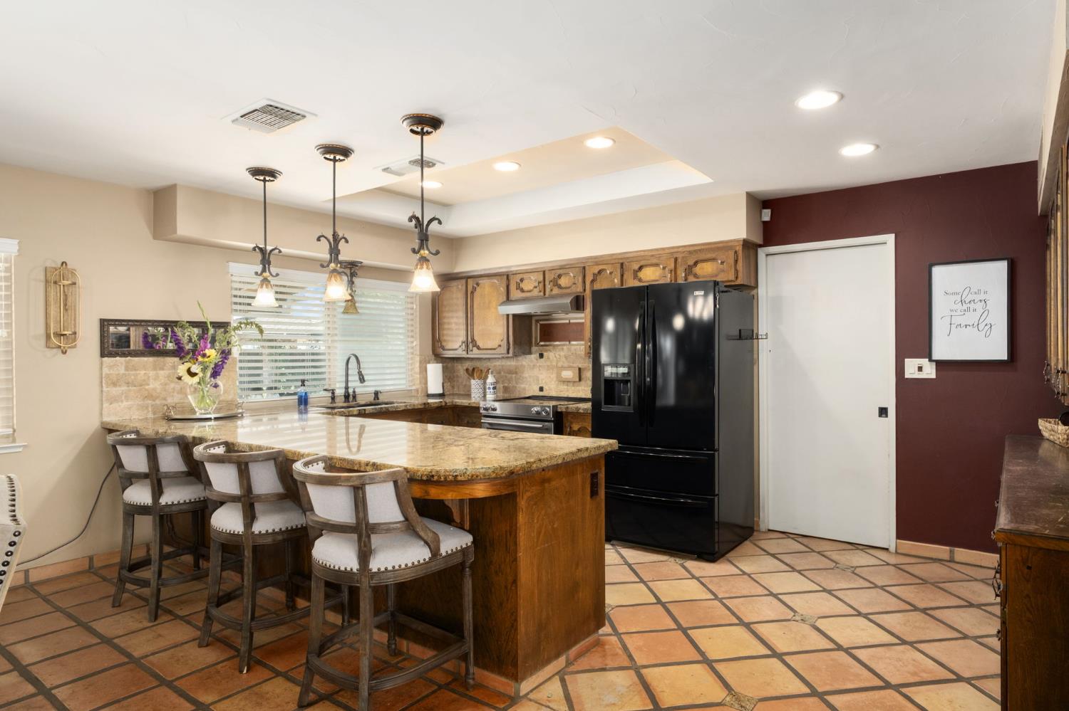 11378 E Dinuba, Selma, CA 93662