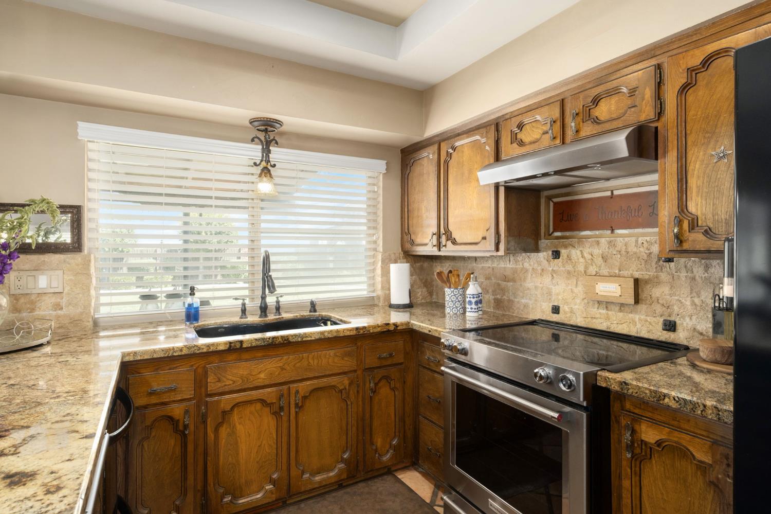 11378 E Dinuba, Selma, CA 93662