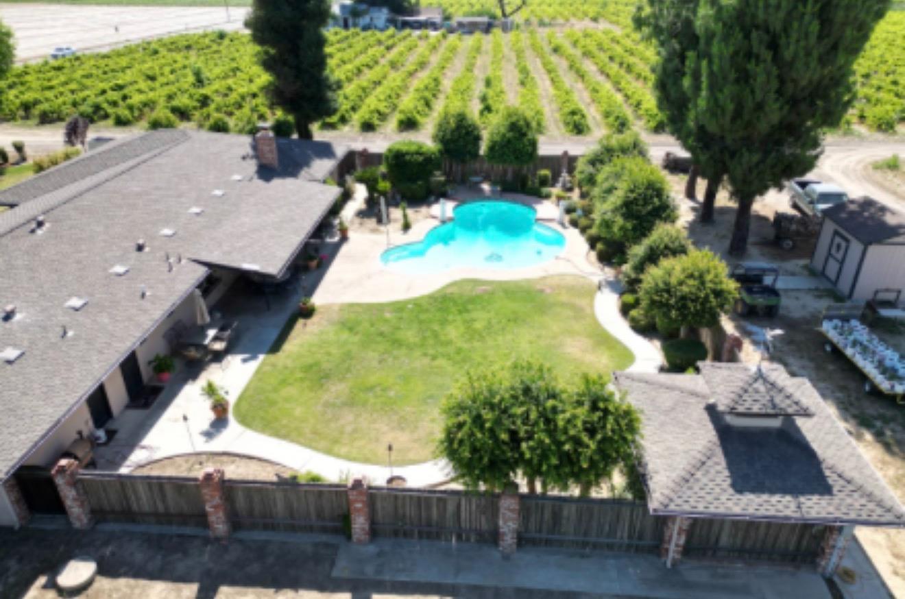 11378 E Dinuba, Selma, CA 93662