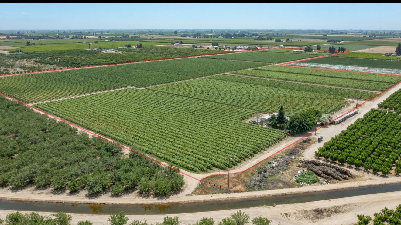 11378 E Dinuba, Selma, CA 93662