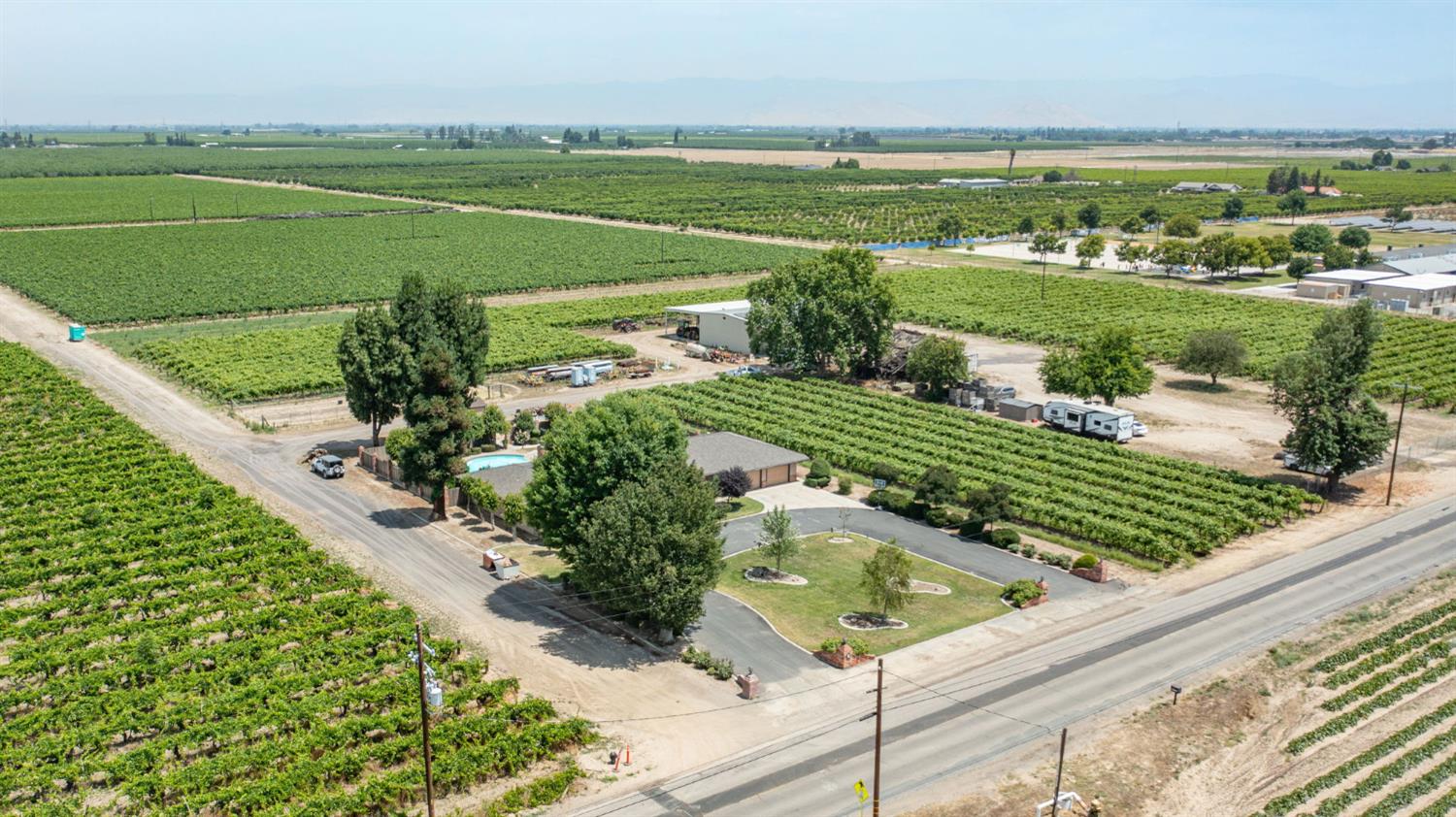 11378 E Dinuba, Selma, CA 93662